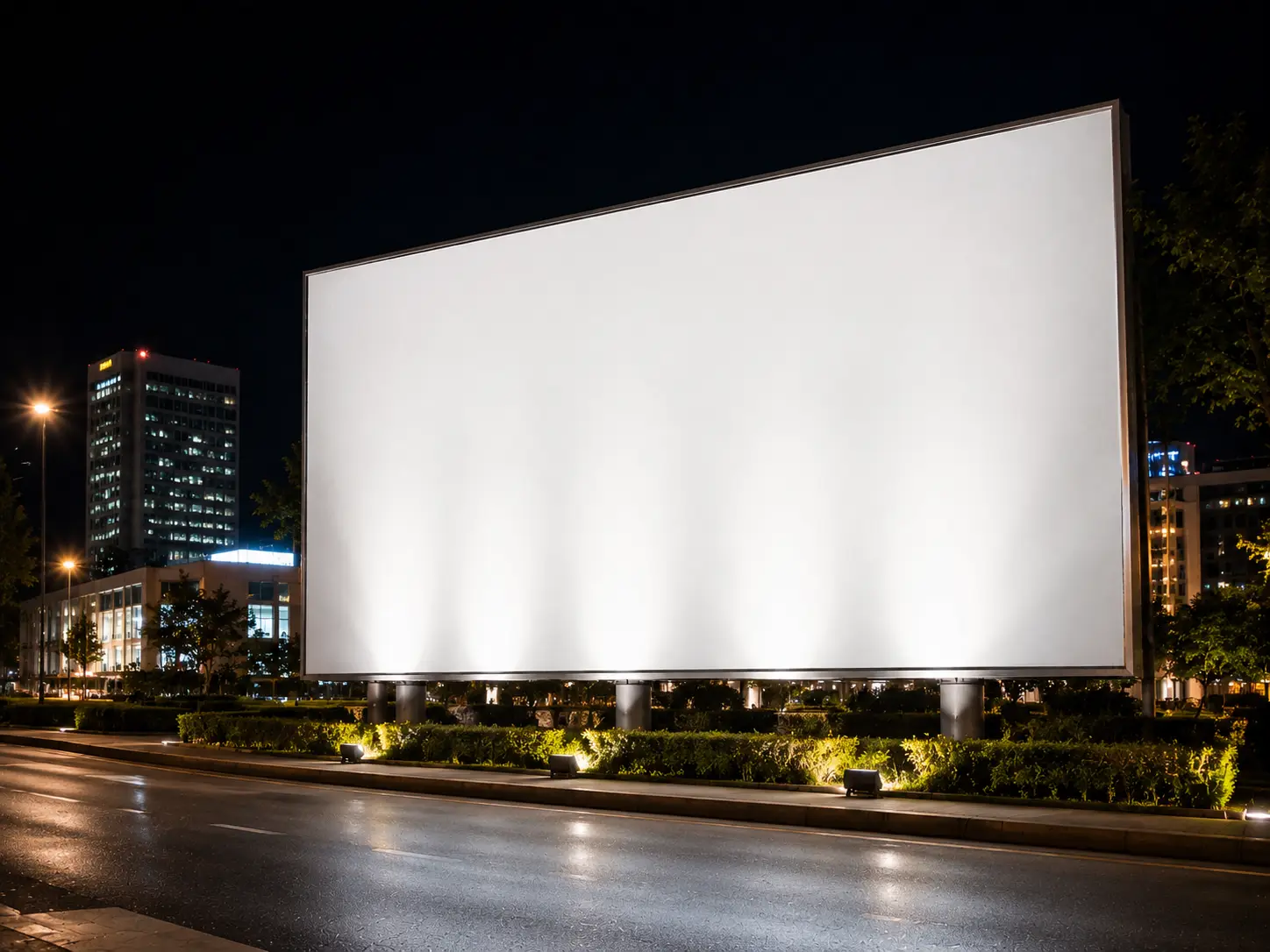 Installing a projector at the bottom of the billboard DNcompressed - پرتو نور توس